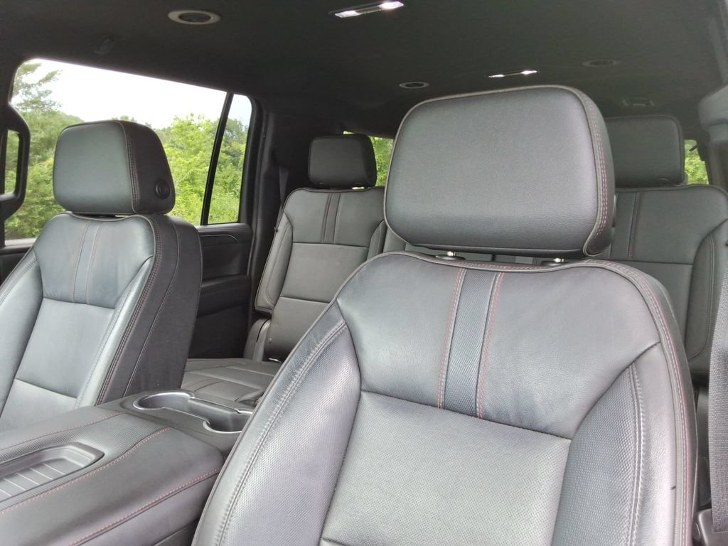 Certified 2021 Chevrolet Suburban RST RWD image 24
