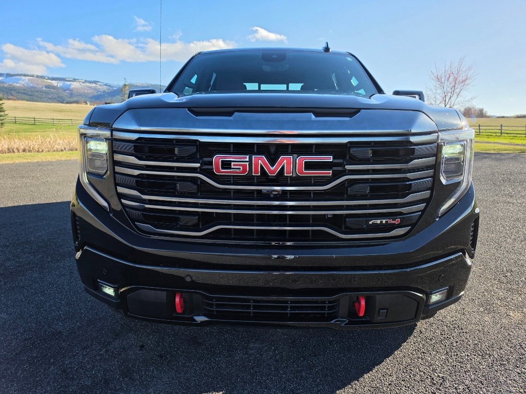 Used 2024 GMC Sierra 1500 AT4 w/ Technology Package image 2