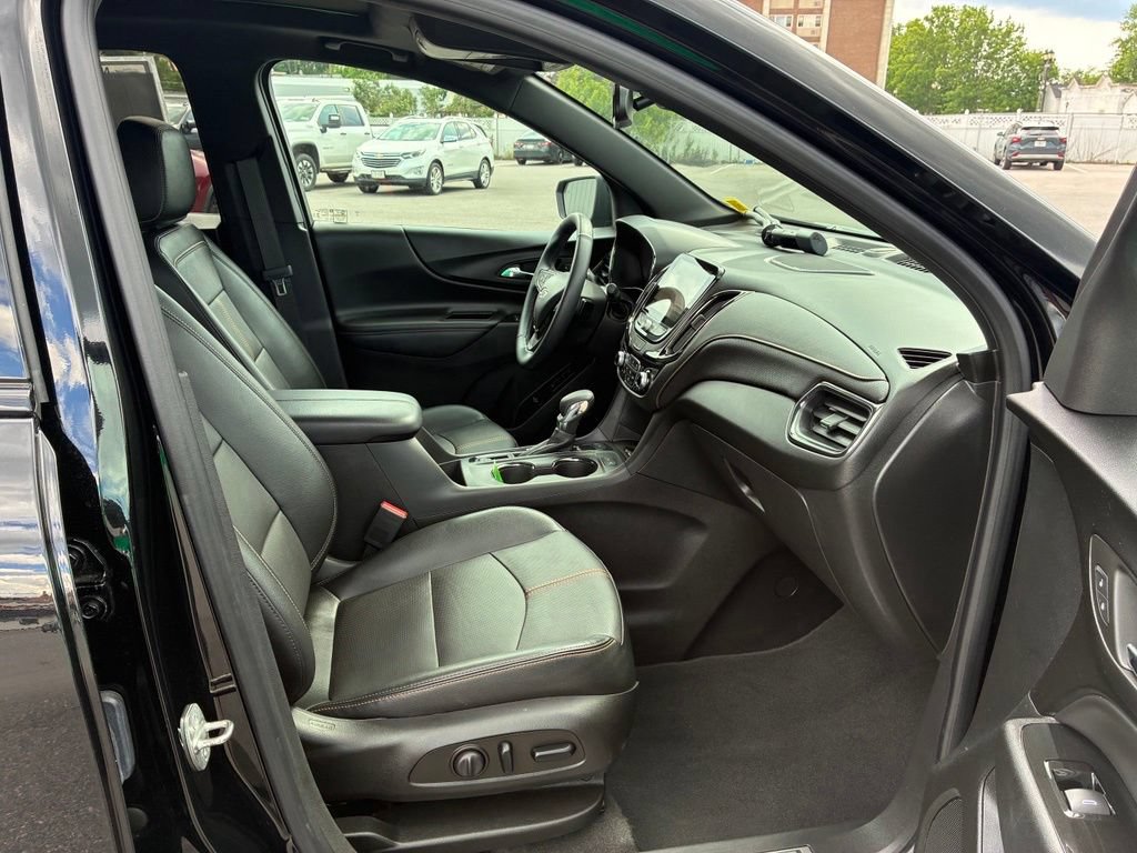 Used 2023 Chevrolet Equinox Premier AWD/4WD image 53