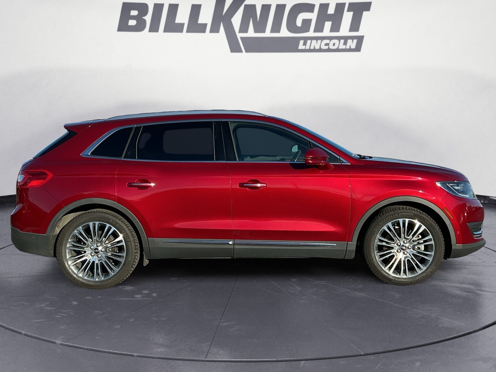 Used 2016 Lincoln MKX Reserve w/ Technology Package FWD image 7