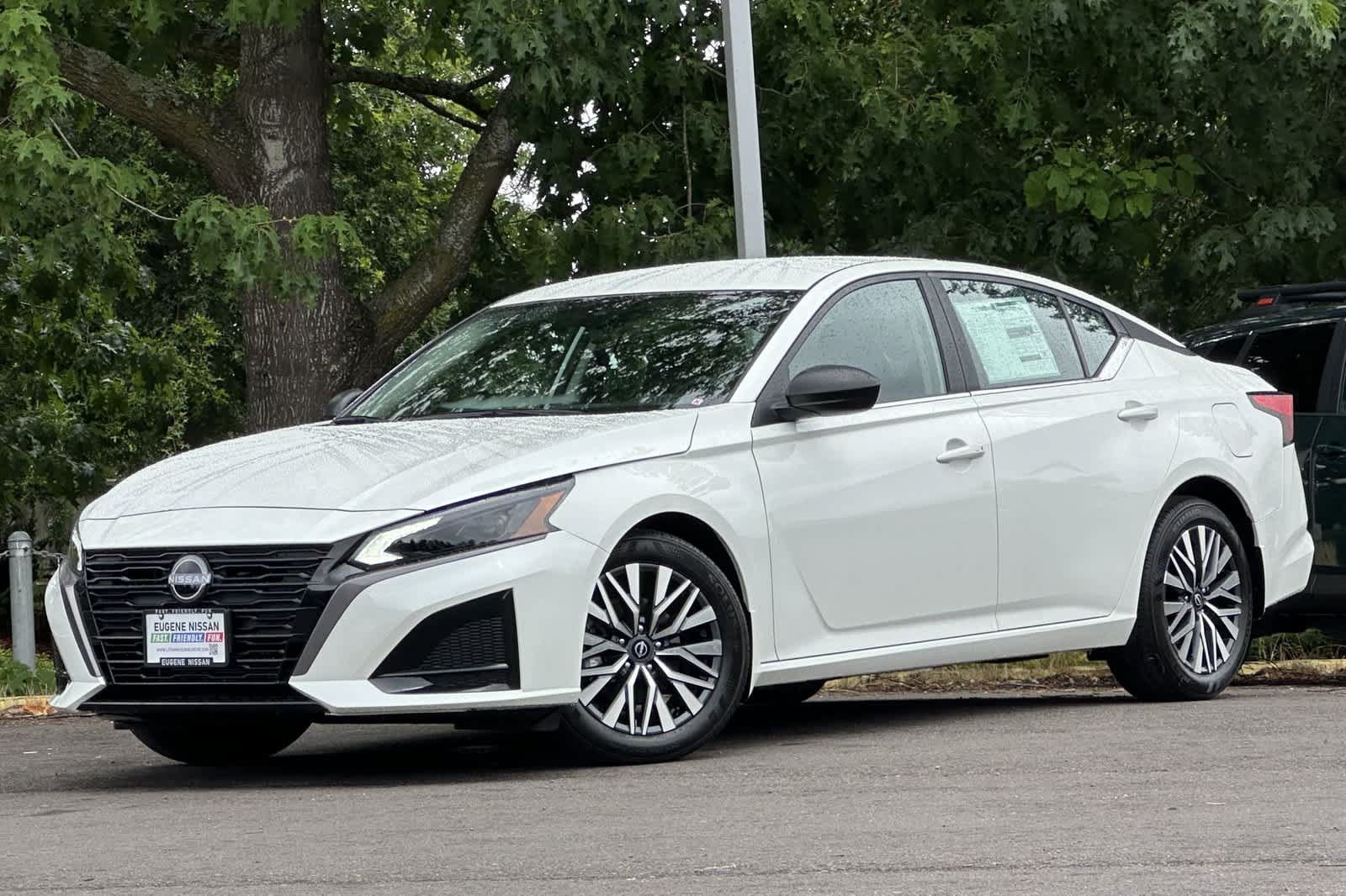 New 2026 Nissan Altima 2.5 SV FWD image 1
