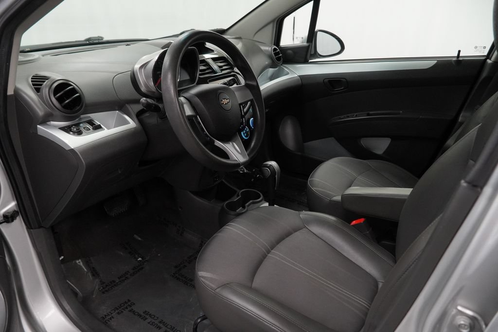 Used 2015 Chevrolet Spark LT FWD image 16