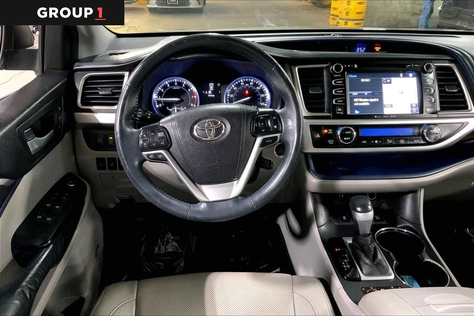 Used 2016 Toyota Highlander Limited Platinum image 5