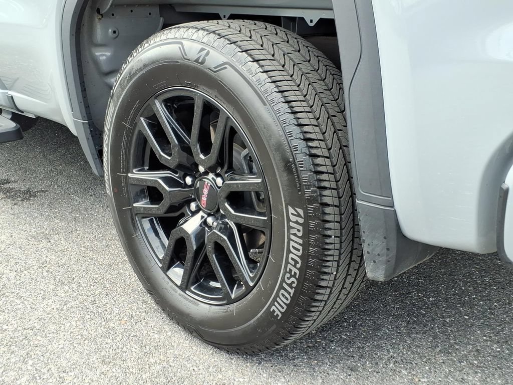 Certified 2024 GMC Sierra 1500 Elevation w/ LPO, Elevation Black Package AWD/4WD image 9
