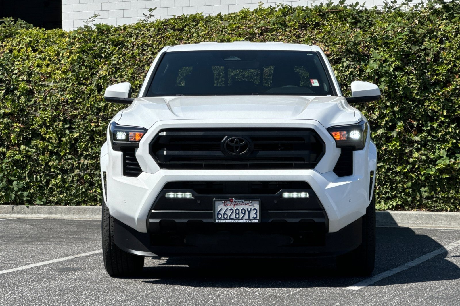 Used 2024 Toyota Tacoma SR5 image 10