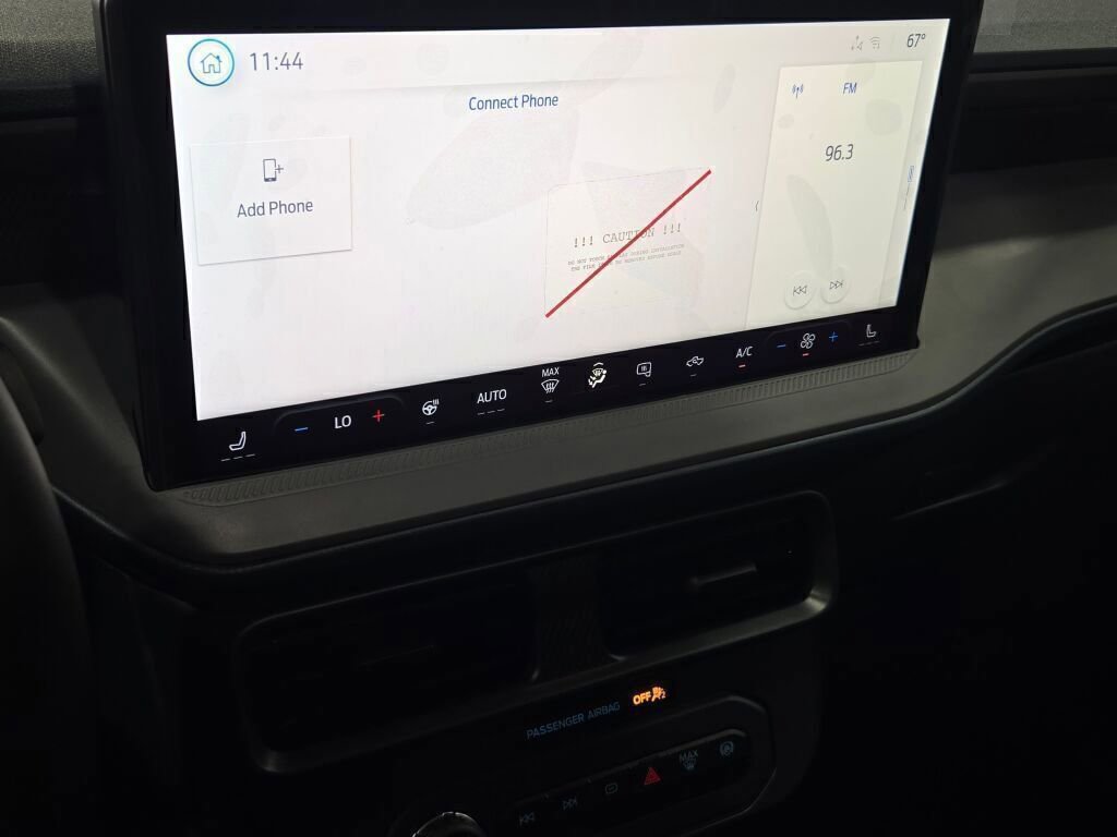 New 2025 Ford Maverick XLT w/ XLT Luxury Package image 24