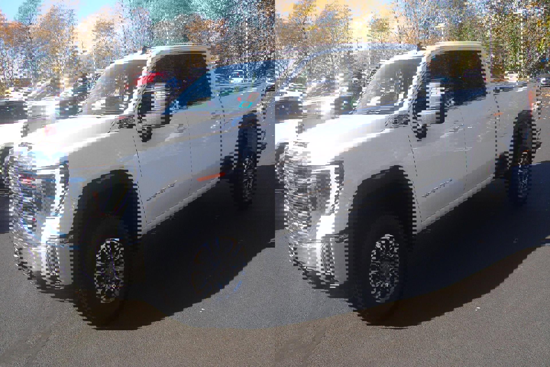 Used 2024 GMC Sierra 3500 SLE w/ Preferred Package image 1