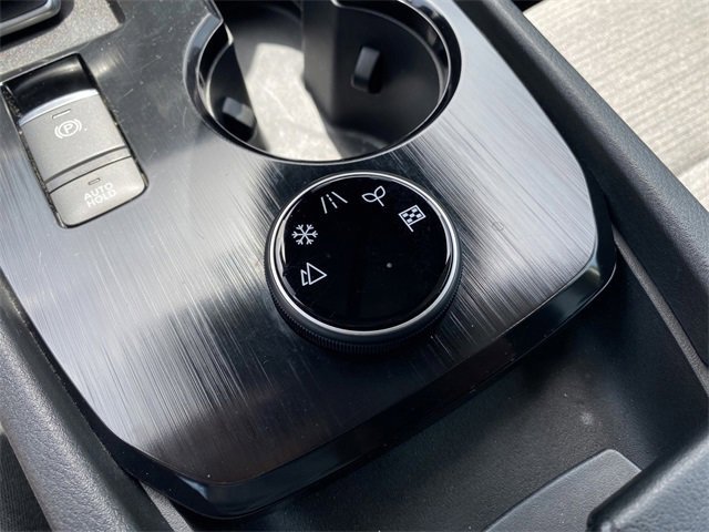 Used 2023 Nissan Rogue SV image 23