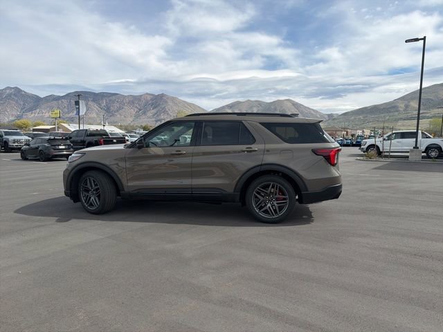New 2026 Ford Explorer ST AWD/4WD image 2