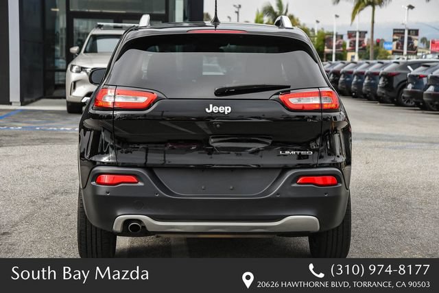 Used 2017 Jeep Cherokee Limited FWD image 7