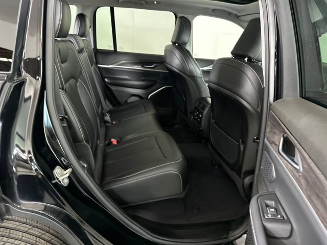 Used 2023 Jeep Grand Cherokee 4WD 4xe image 28