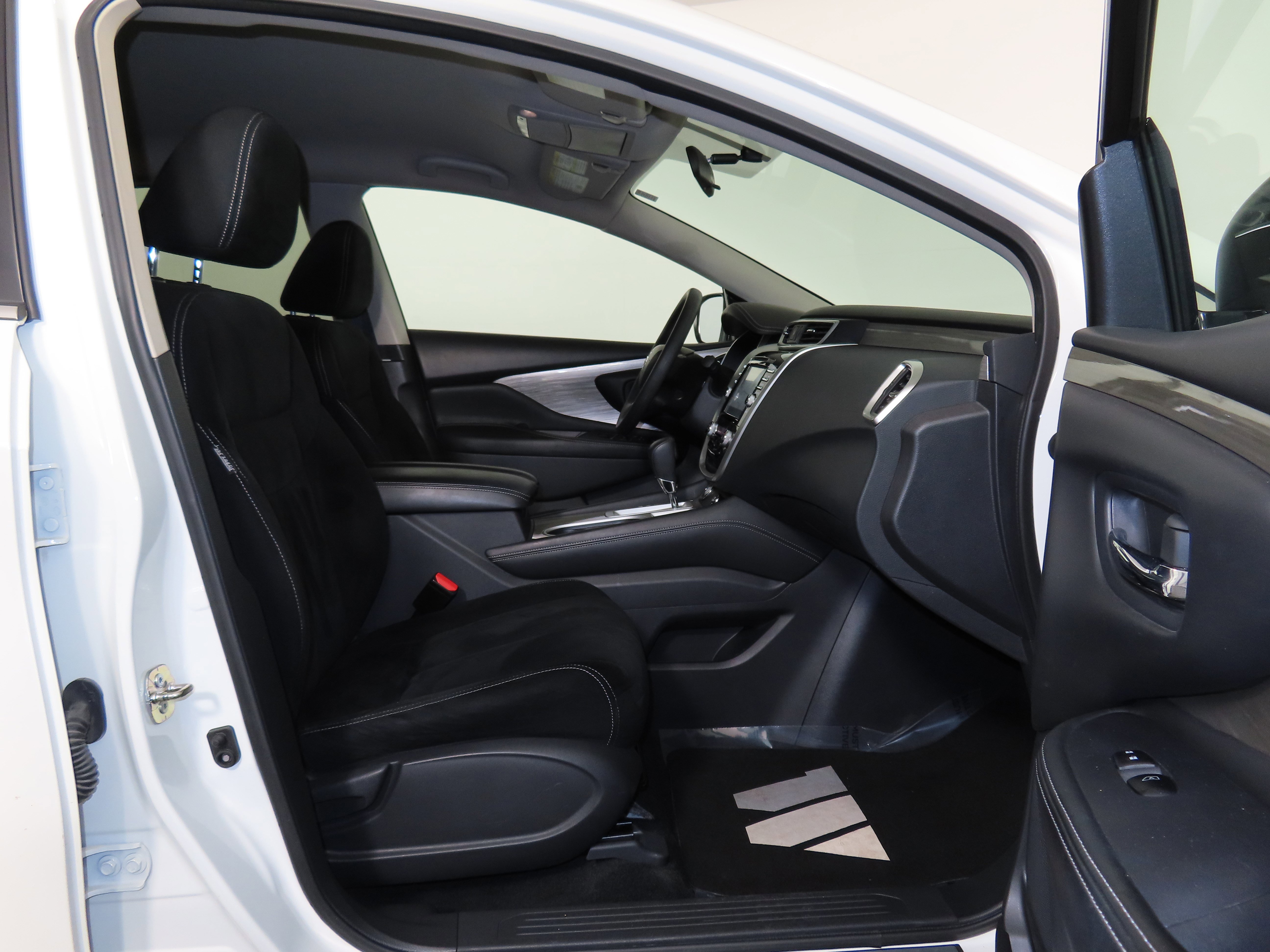 Used 2018 Nissan Murano S image 27