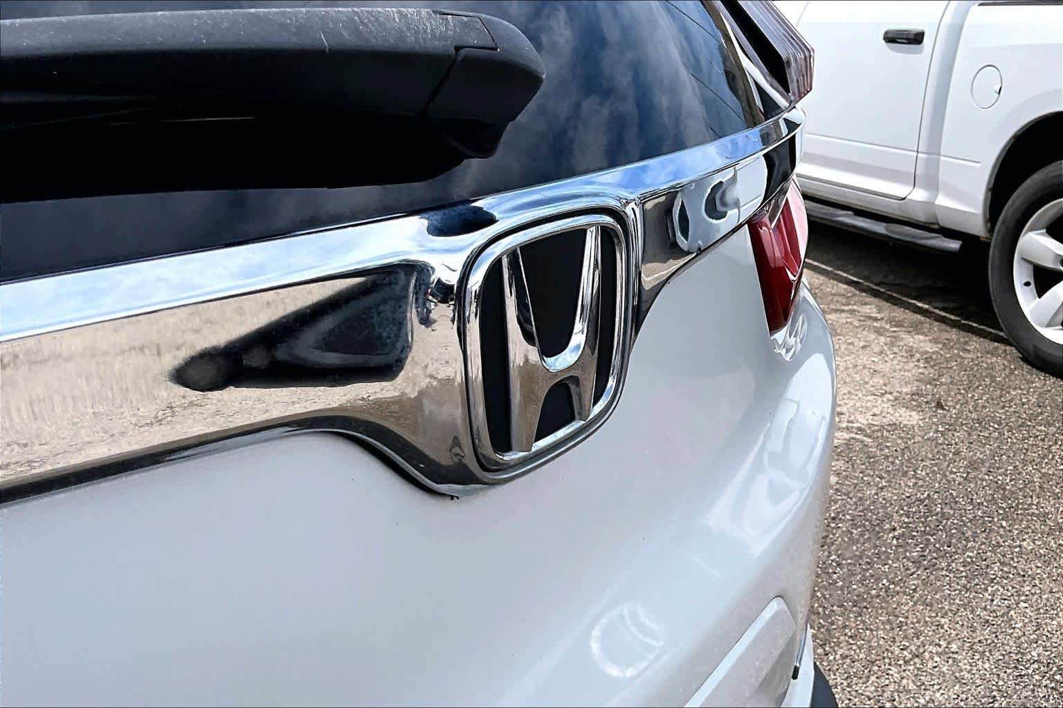 Used 2017 Honda CR-V Touring image 34