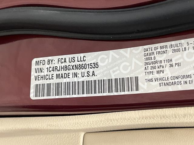 Used 2022 Jeep Grand Cherokee Limited w/ Luxury Tech Group II image 41