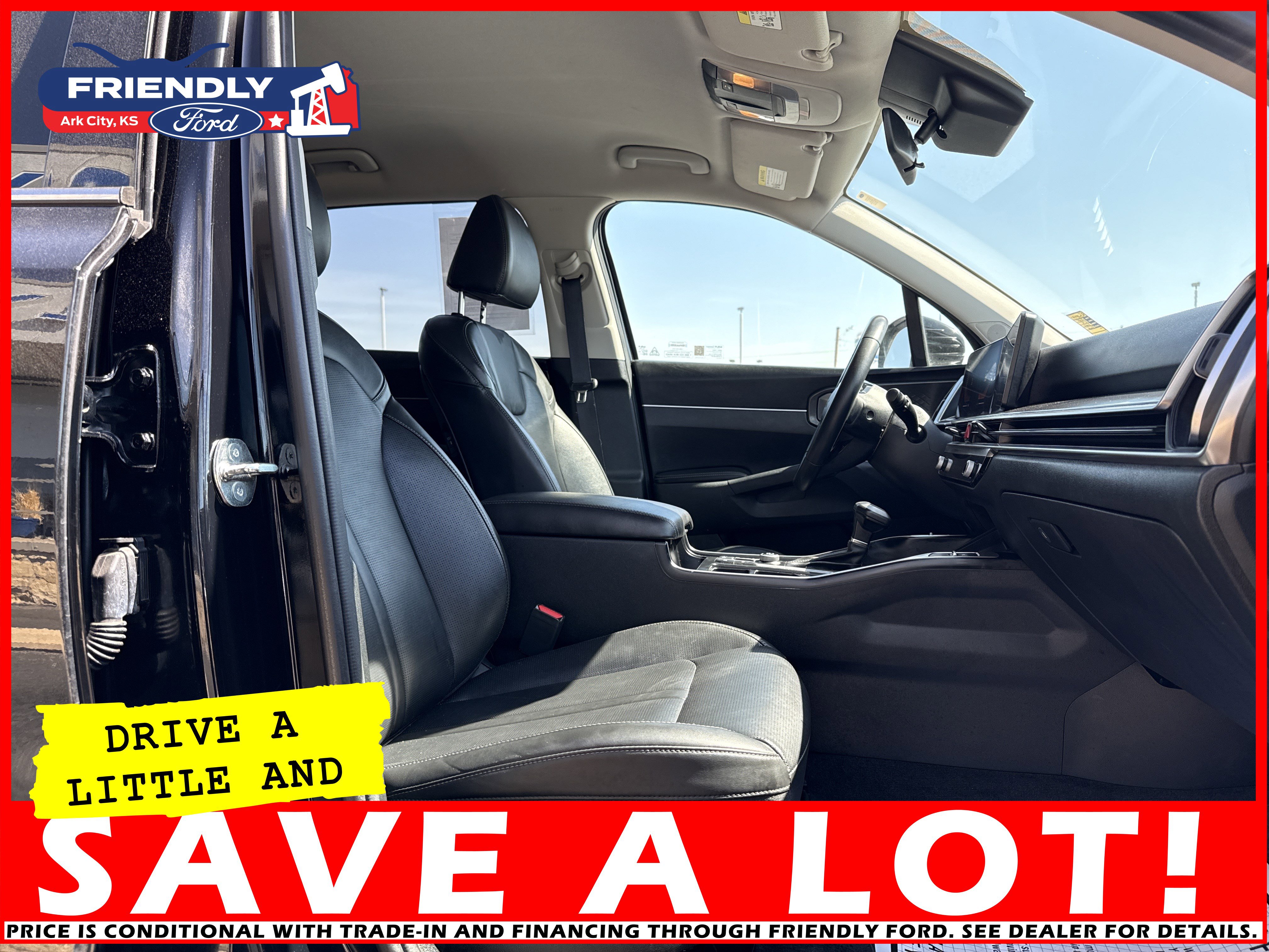 Used 2024 Kia Sorento S image 16