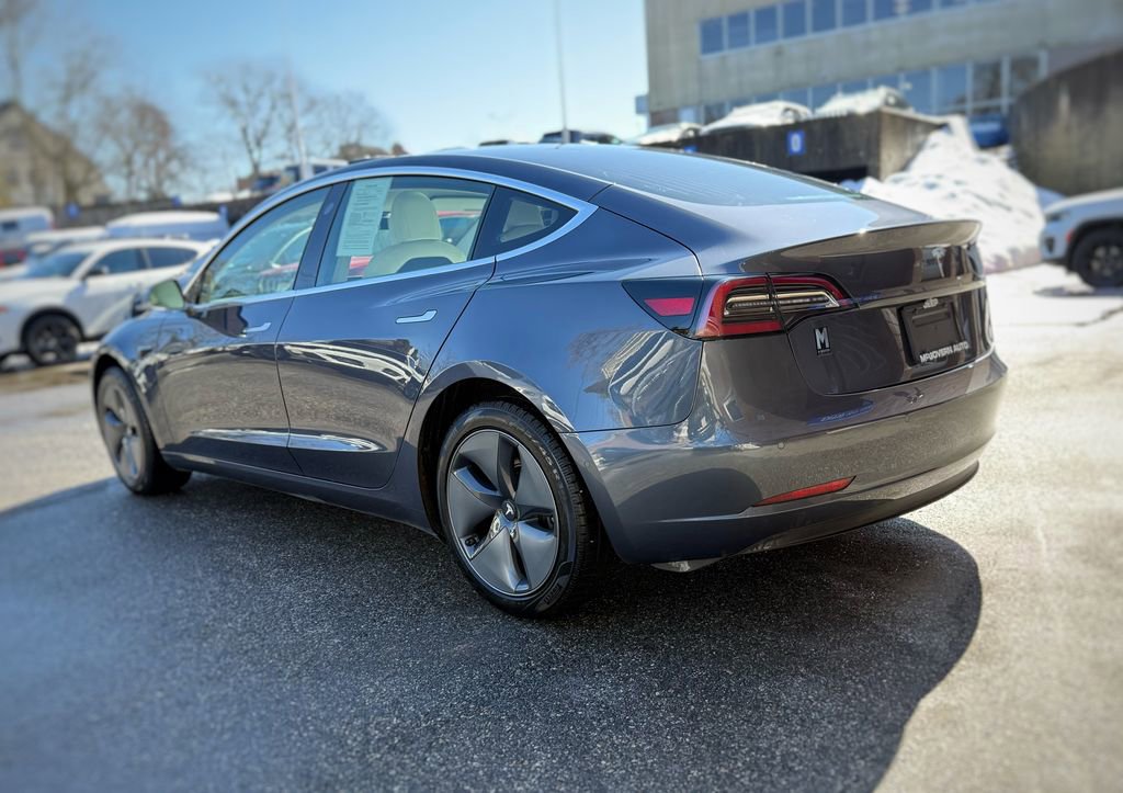 Used 2020 Tesla Model 3 Standard Range Plus image 14