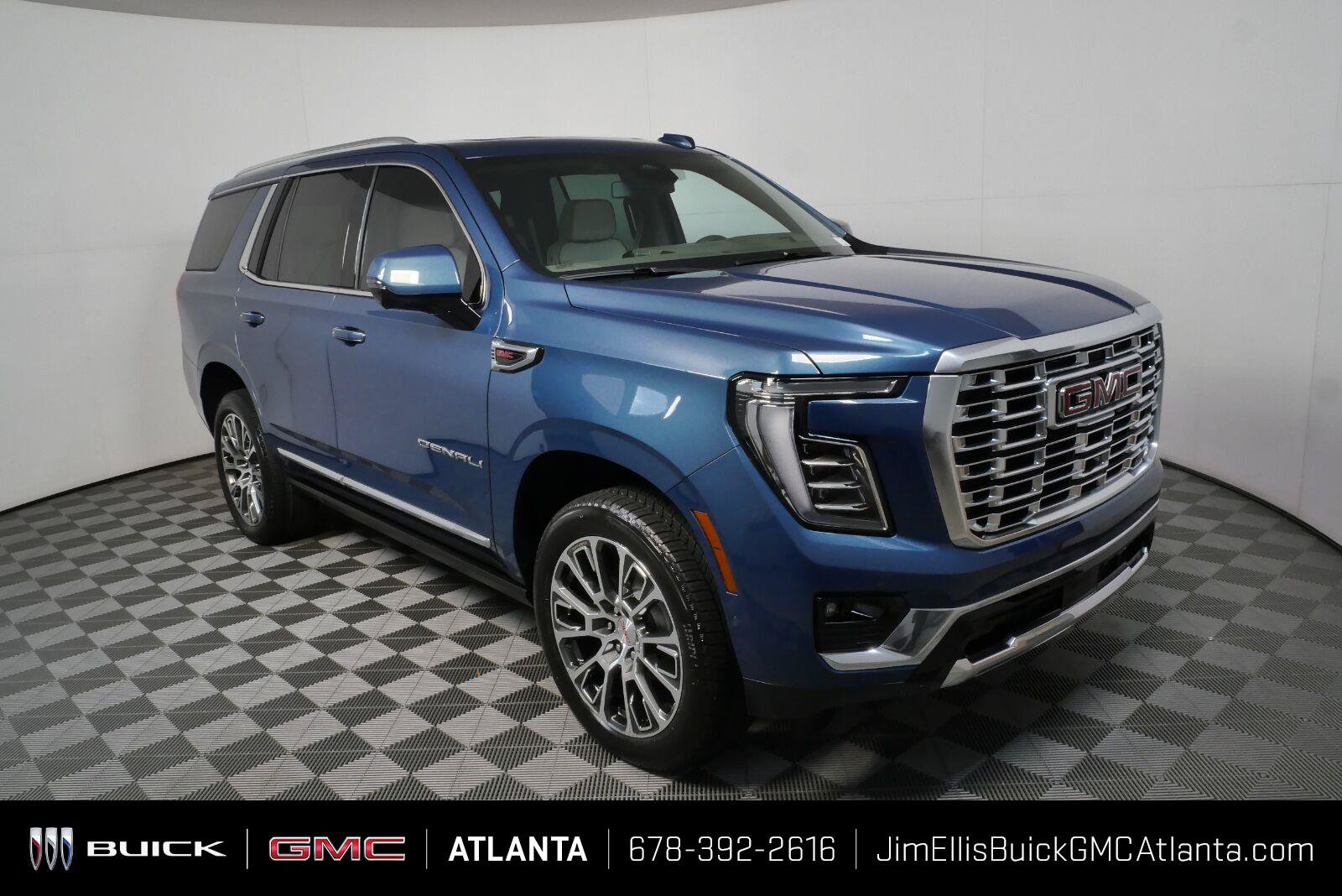 New 2026 GMC Yukon Denali w/ Sun & Power Step Package AWD/4WD video 1