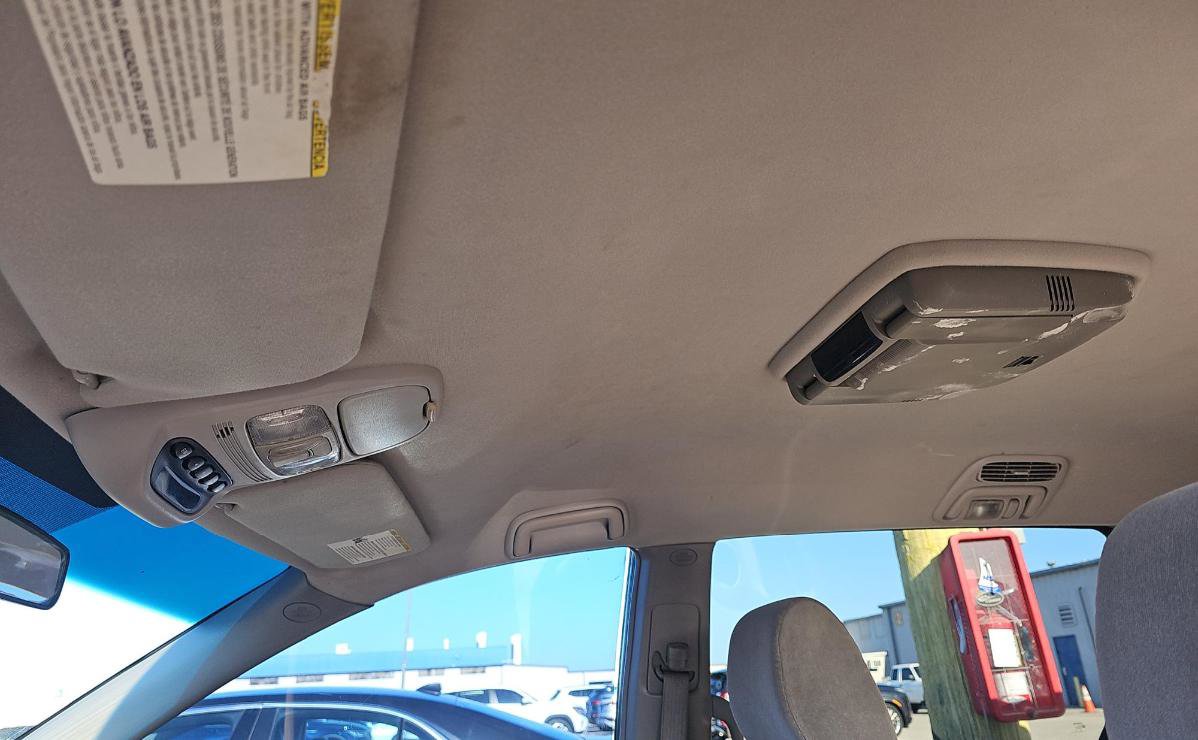 Used 2010 Toyota Sienna CE FWD image 14