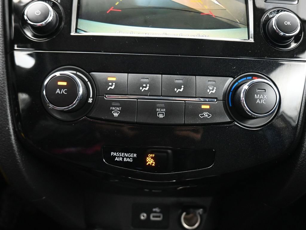 Used 2022 Nissan Rogue Sport S image 19