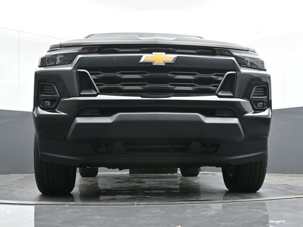 Used 2024 Chevrolet Colorado LT w/ LT Convenience Package III image 16