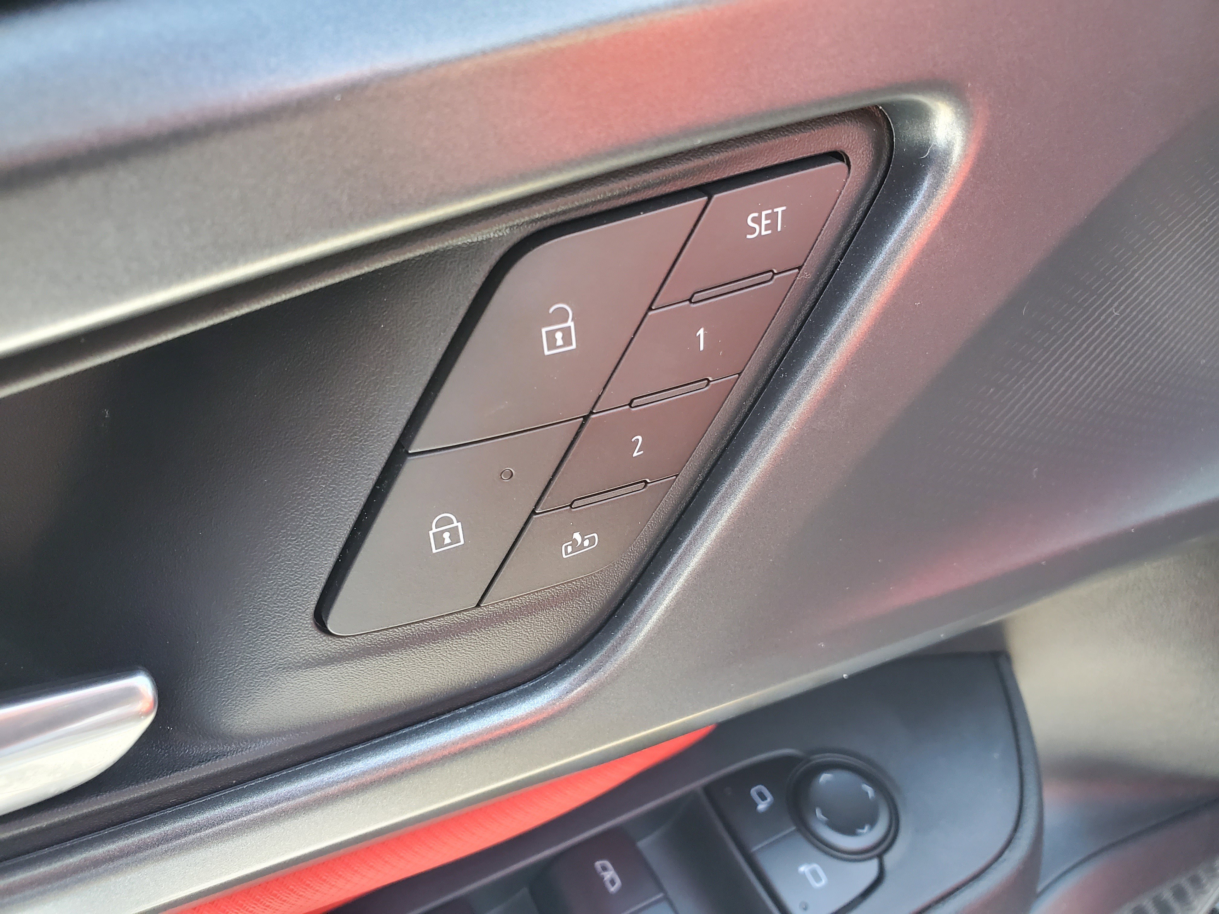 New 2025 Chevrolet Equinox EV RS w/ Active Safety Package 3 image 8