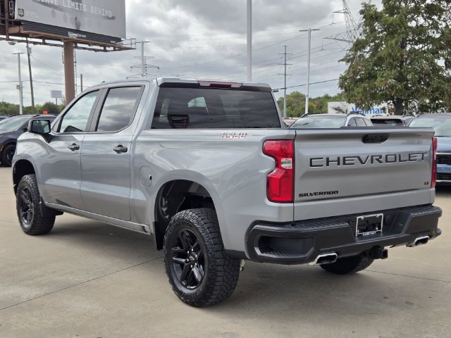 Used 2023 Chevrolet Silverado 1500 LT Trail Boss w/ LPO, Dark Essentials Package AWD/4WD image 4