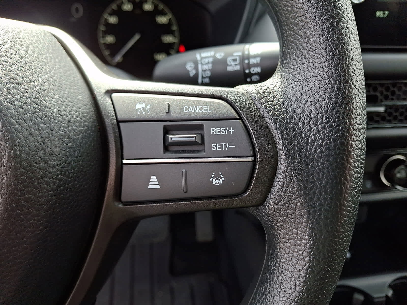 Certified 2026 Honda HR-V LX image 23