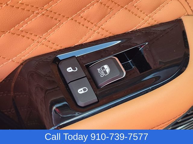 Used 2024 Jeep Grand Cherokee Summit AWD/4WD image 29