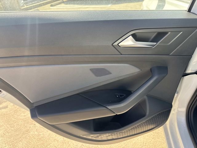 New 2025 Volkswagen Jetta SE image 10