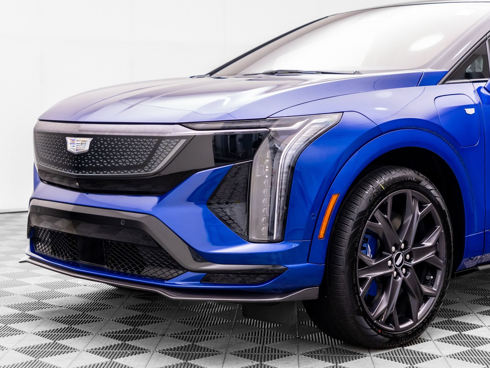 New 2027 Cadillac Optiq V w/ Deep Ocean Design Edition AWD/4WD image 32