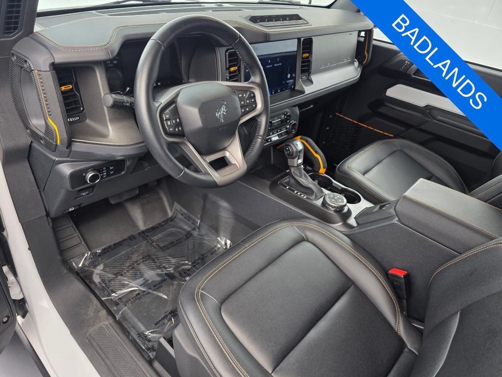 Used 2024 Ford Bronco Badlands w/ Sasquatch Package AWD/4WD image 10