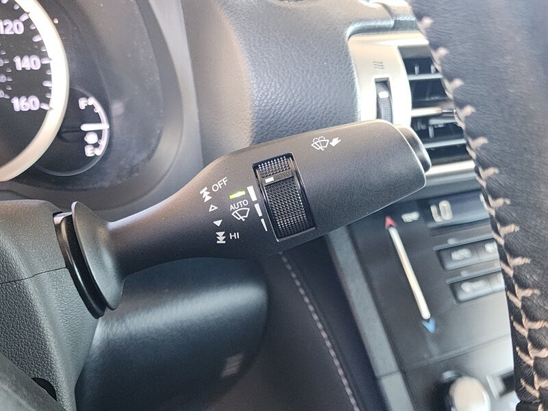 Used 2014 Lexus IS 250 AWD w/ Luxury Package w/Gray Wood image 32