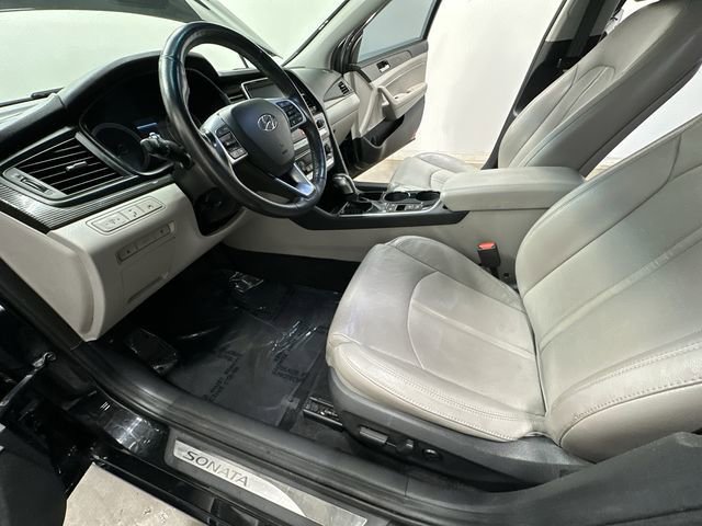 Used 2019 Hyundai Sonata Limited w/ Ultimate Package 04 image 17