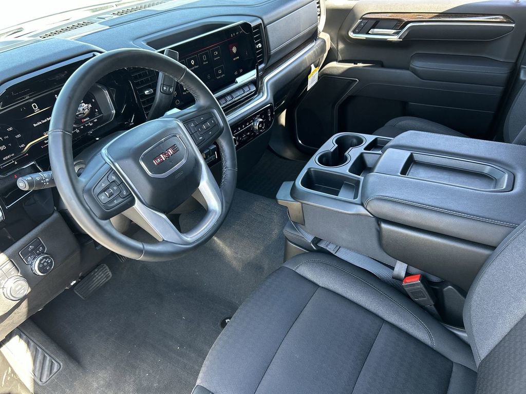 Used 2025 GMC Sierra 1500 Elevation AWD/4WD image 10