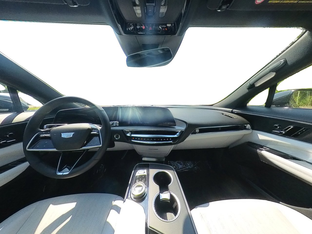 Used 2024 Cadillac Lyriq Luxury w/ LPO, Floor Liner Package image 64