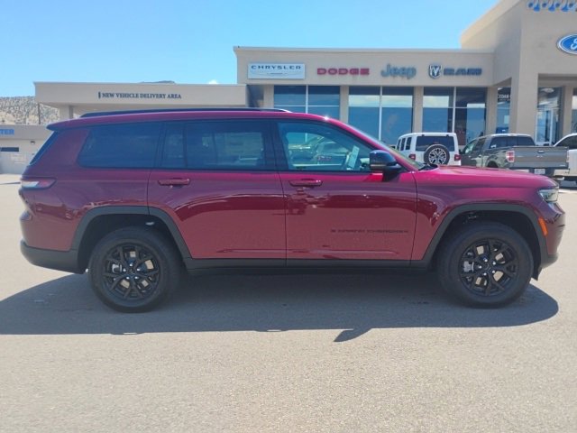 New 2025 Jeep Grand Cherokee L Altitude image 8