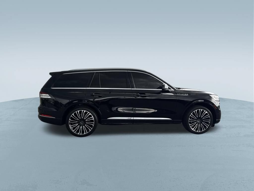 Used 2024 Lincoln Aviator Black Label w/ Dynamic Handling Package AWD/4WD image 9