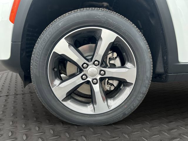 New 2026 Jeep Grand Cherokee L Limited AWD/4WD image 23