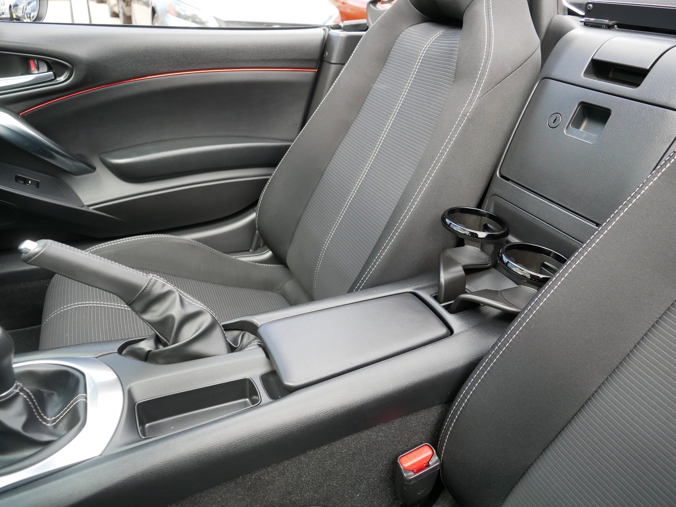 Used 2017 FIAT 124 Spider Classica RWD image 12