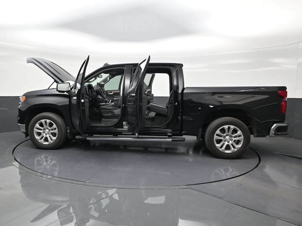 Used 2024 Chevrolet Silverado 1500 LTZ RWD image 30