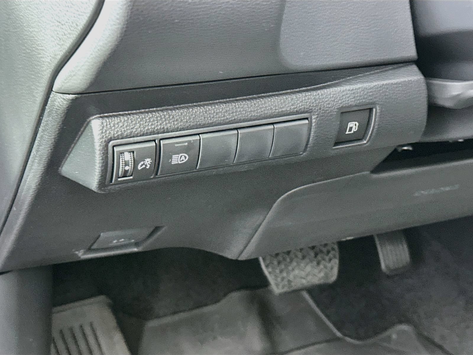 New 2026 Toyota Corolla XLE FWD image 10