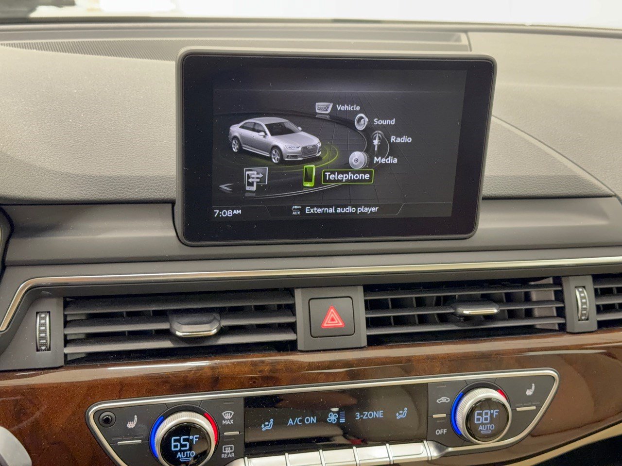 Used 2018 Audi A4 2.0T Ultra Premium Plus FWD image 23
