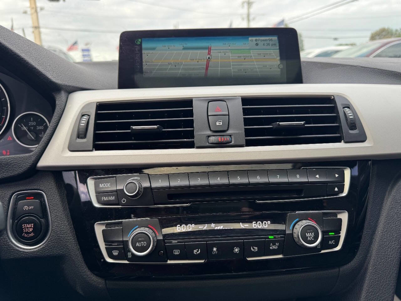 Used 2016 BMW 320i Sedan image 12