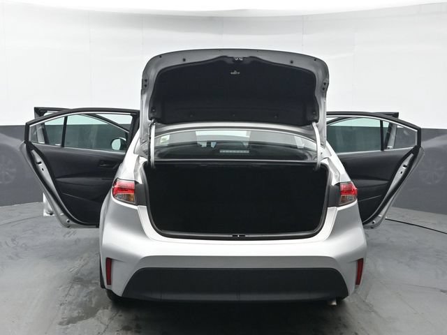 Certified 2025 Toyota Corolla LE FWD image 45