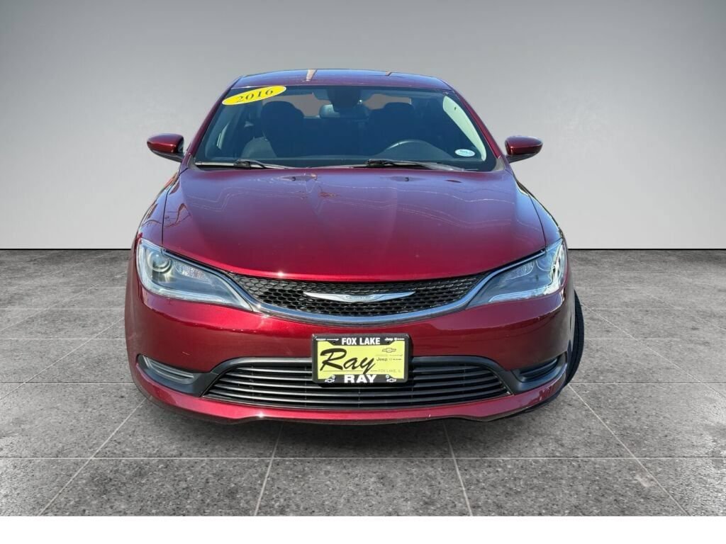 Used 2016 Chrysler 200 LX FWD image 2