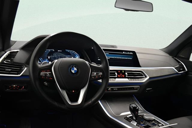 Used 2022 BMW X5 xDrive45e image 25