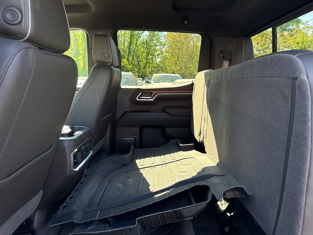 Used 2023 GMC Sierra 1500 Denali w/ Technology Package AWD/4WD image 14