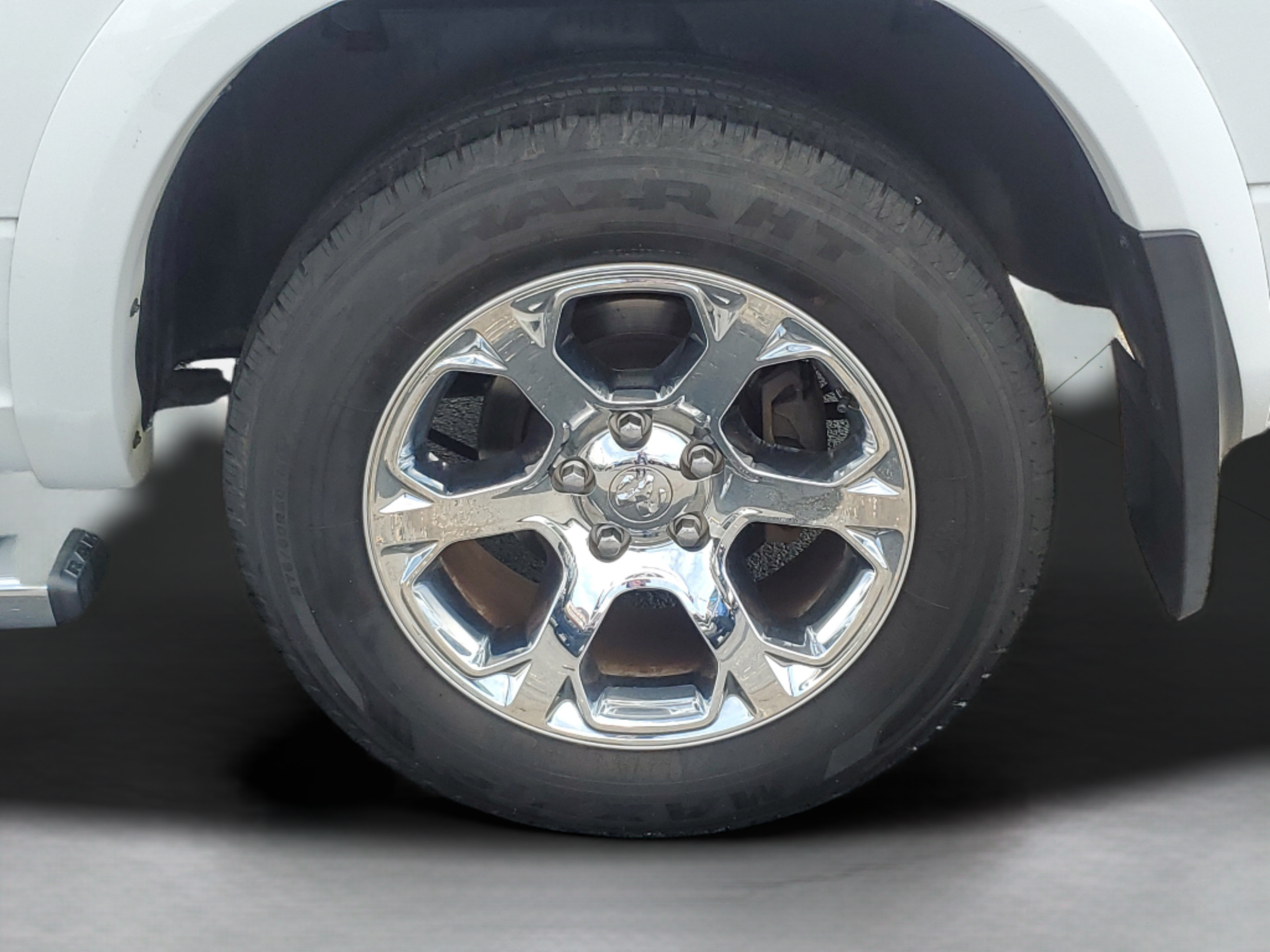 Used 2016 RAM 1500 Laramie w/ Convenience Group AWD/4WD image 31