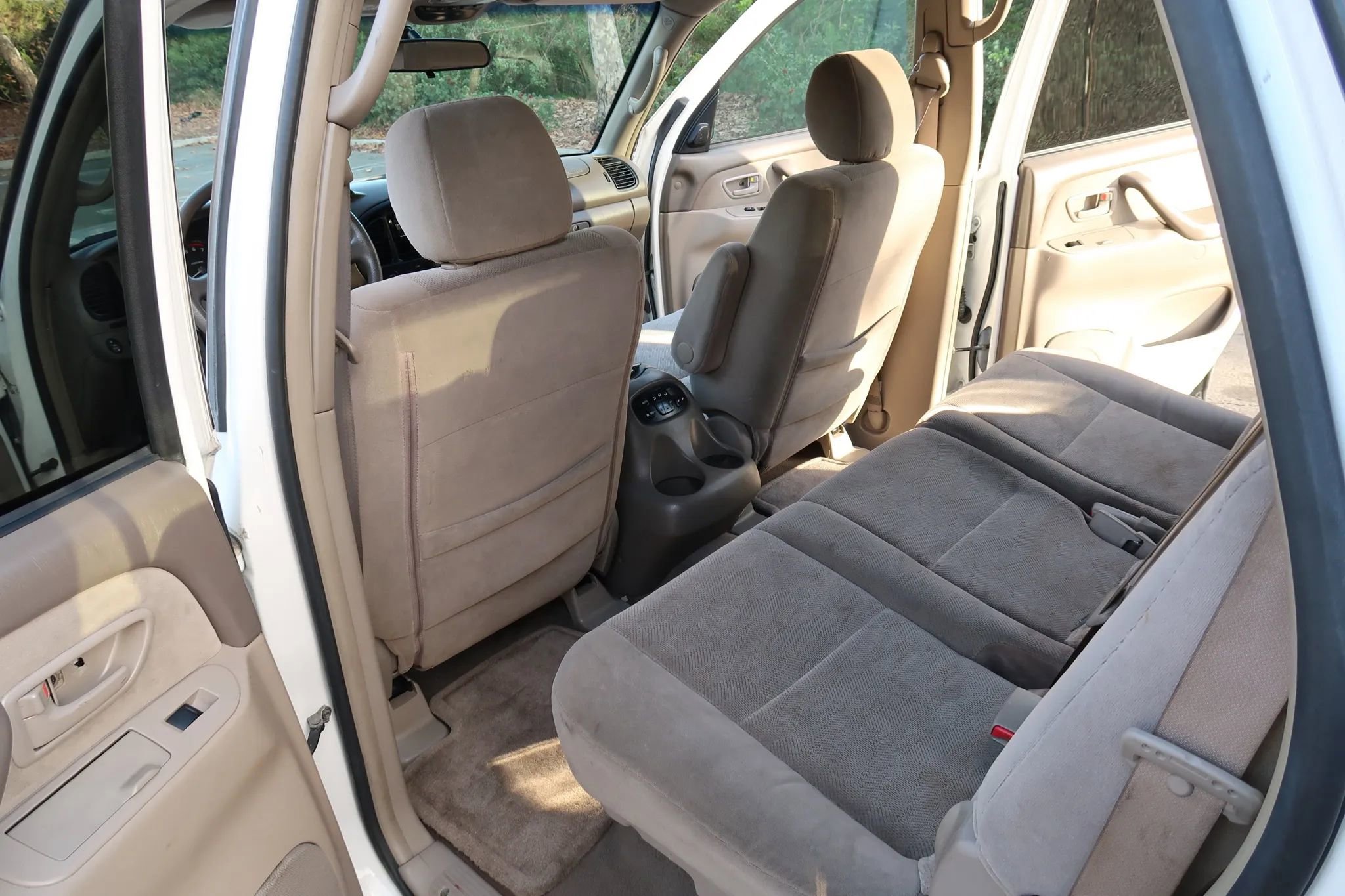 Used 2006 Toyota Sequoia SR5 RWD image 16