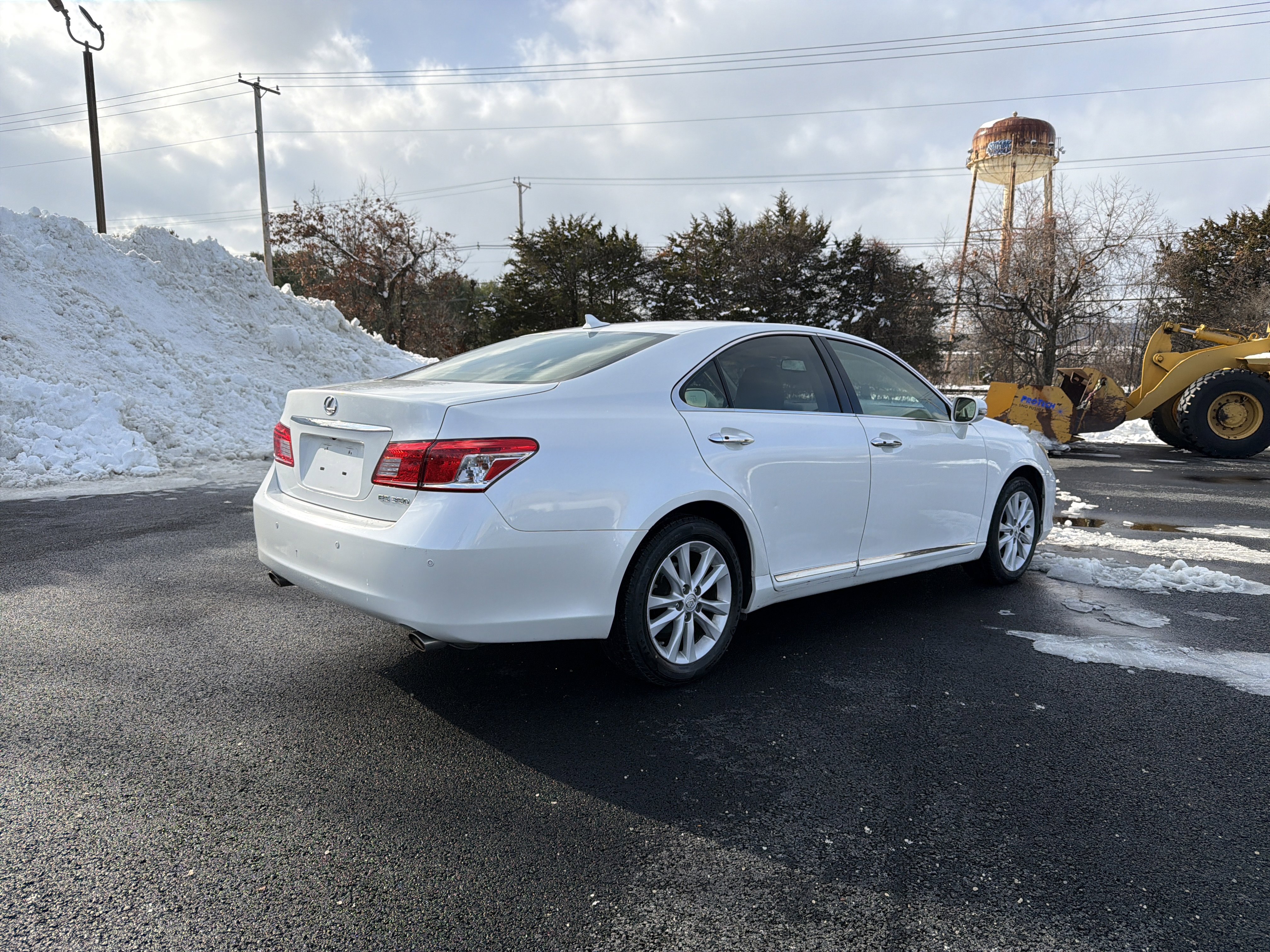 Used 2011 Lexus ES 350 image 6